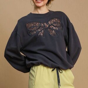 UMGEE #53 - NWT Elegant Navy Lace Bow Women's Top (bin S4)